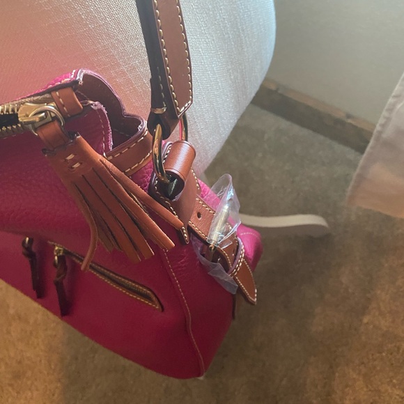 Dooney & Bourke new leather pink raspberry colored bag with registration card. - Picture 4 of 5
